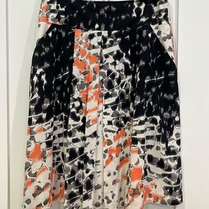 A line abstract print skirt